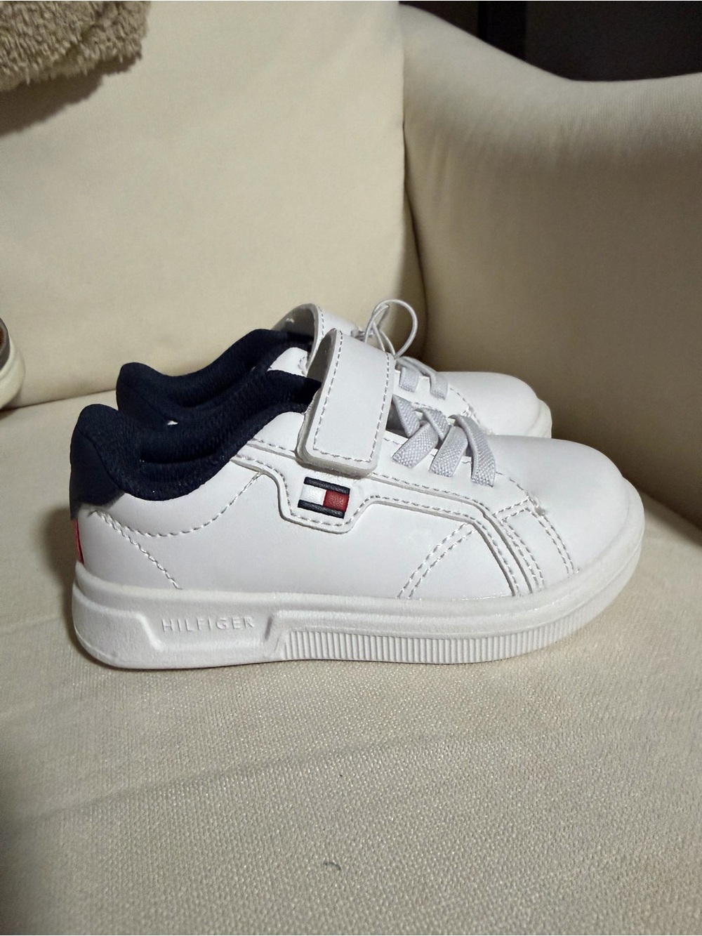 Tommy Hilfiger White & Navy Kids Low-Top Sneakers